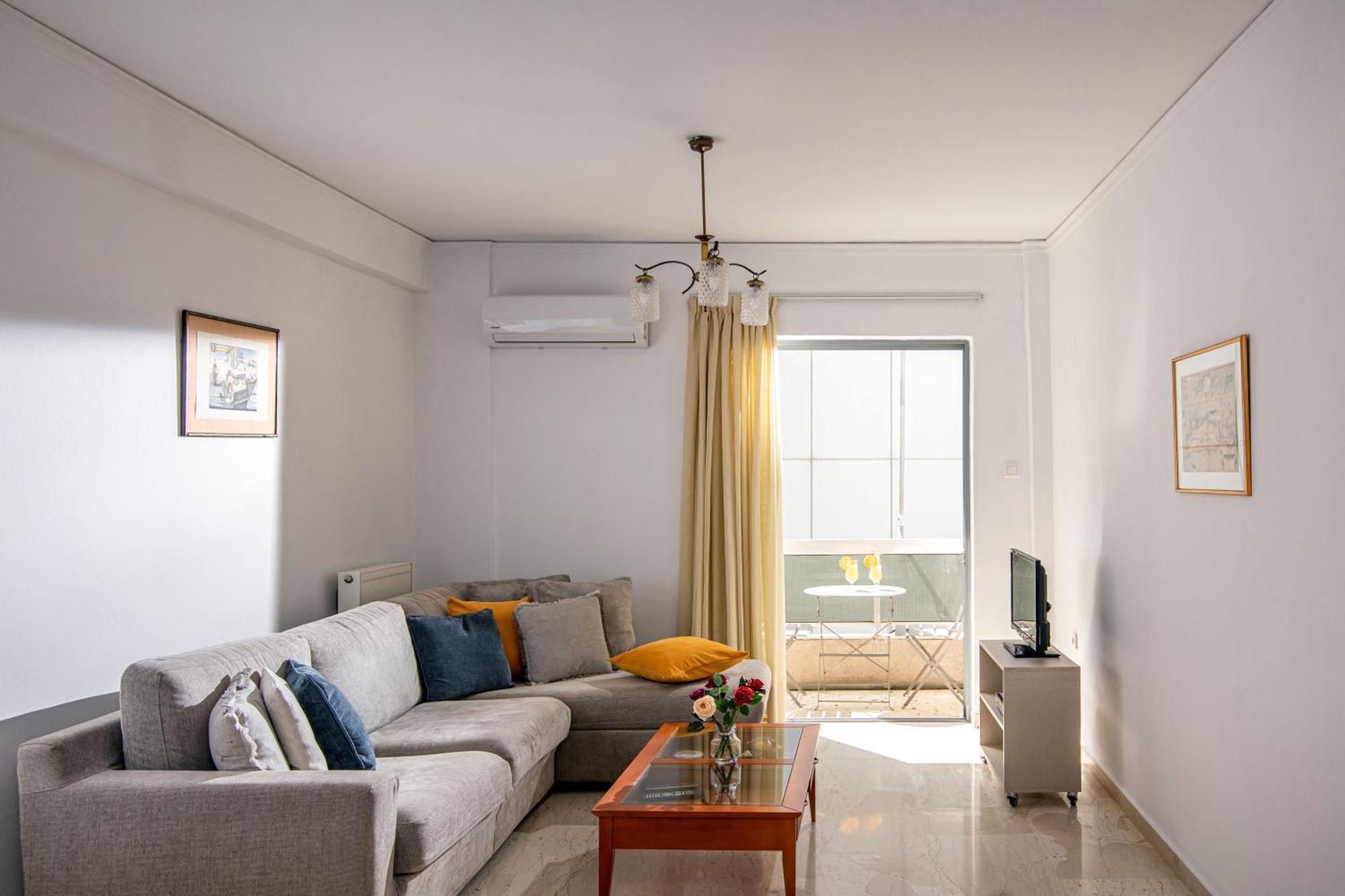 Central Double Bedroom Apartment Heraklion  Luaran gambar